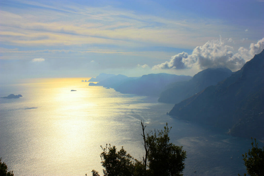 Var ska man bo längs Amalfikusten?