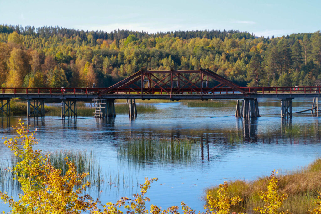 vandringar som man kan ta tåget till i Sverige