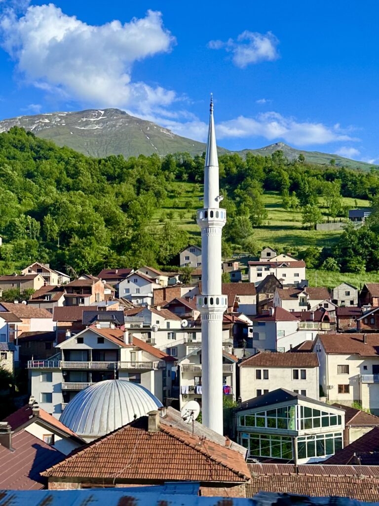 Varför ska man resa till Kosovo
