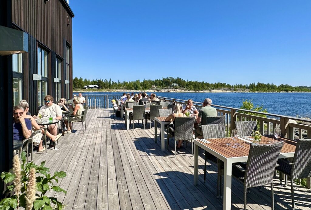 Lotsens hamnkrog i Järnäsklubb
