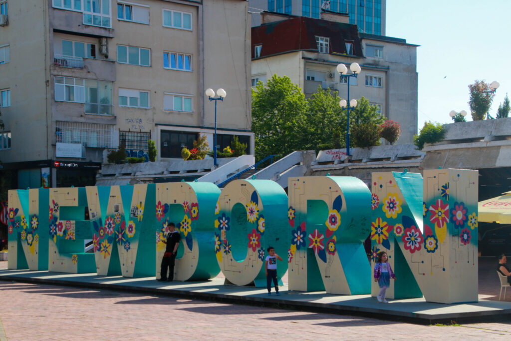 göra i Pristina