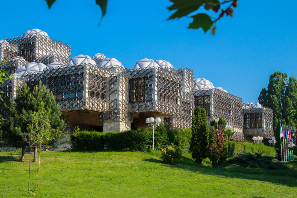 göra i Pristina