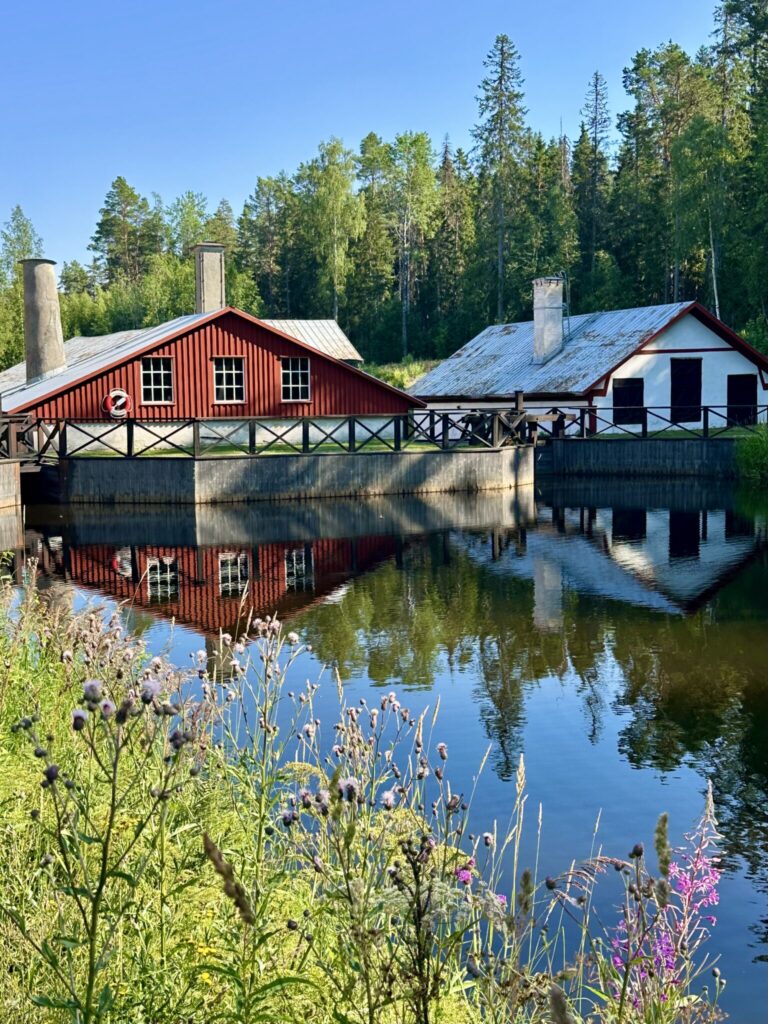 Kustvägen i Hälsingland och Medelpad