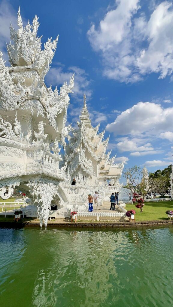 vita templet i Chiang Rai